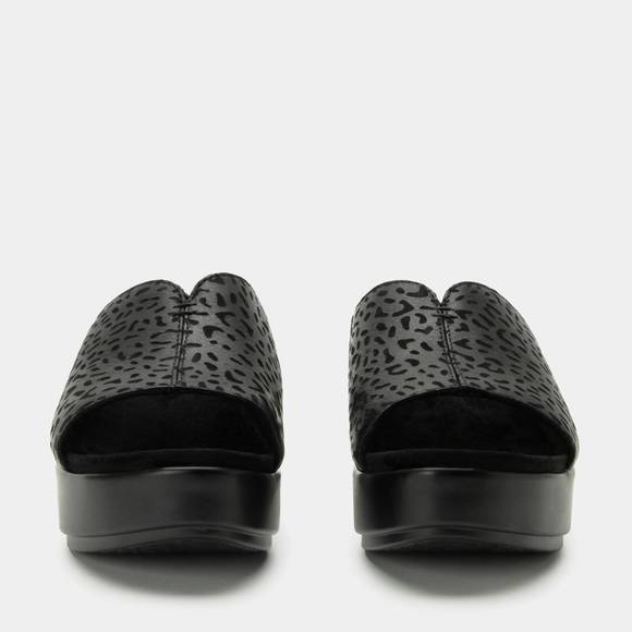 NEW ALEGRIA women's triniti comfort flatform sandal in not a cheetah - Picture 3 of 6